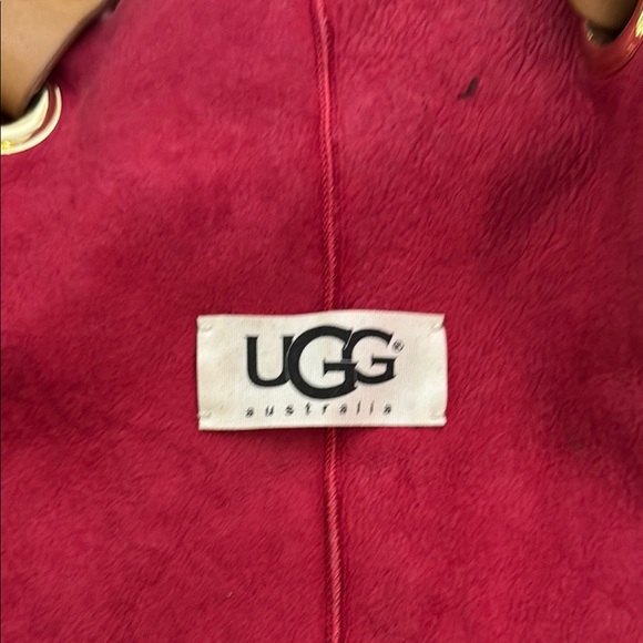 UGG Australia Red Suede Shoulder Tote Bag with Leather Handles Shearling Lined - Picture 2 of 16